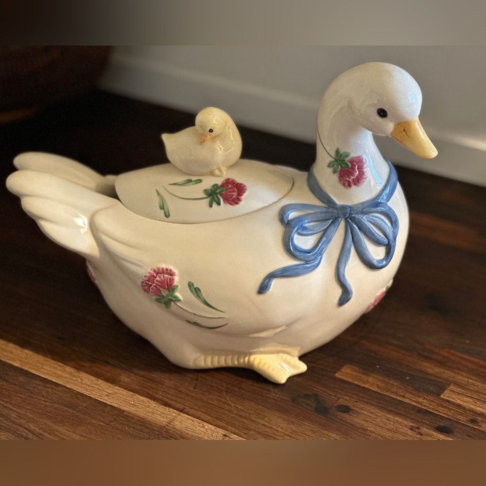 Vintage Lenox Poppies on Blue Barnyard Collection Goose Tureen